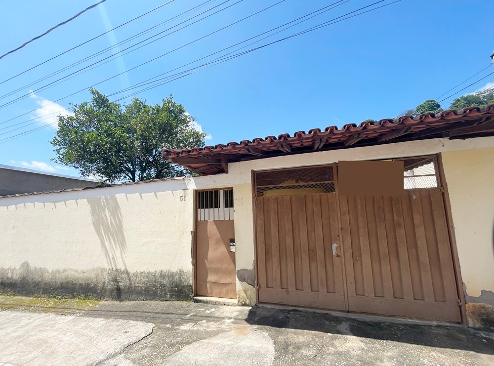 Casa no bairro Córrego Alto, em Coronel Fabriciano.