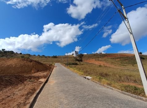 Chácara no Condomínio Cantos da Mata - Iapu/MG