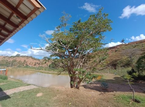 Chácara no Condomínio Cantos da Mata - Iapu/MG