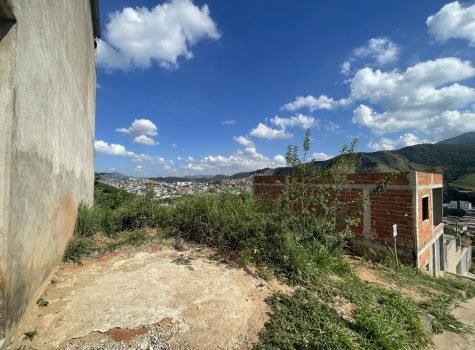 Lote para venda no Bairro Surinan, Coronel Fabriciano.