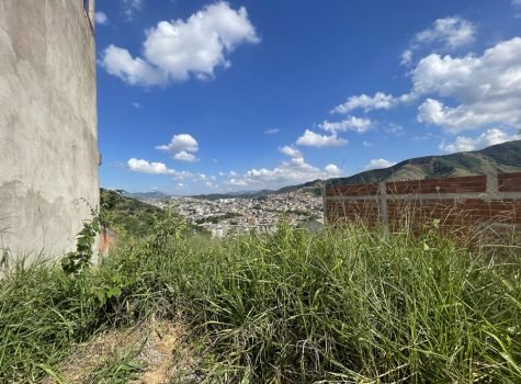 Lote para venda no Bairro Surinan, Coronel Fabriciano.