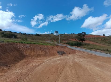 Chácara no Condomínio Cantos da Mata - Iapu/MG