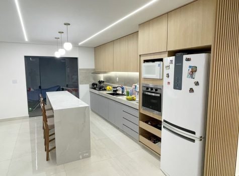 Casa para venda no bairro Belvedere, Coronel Fabriciano.